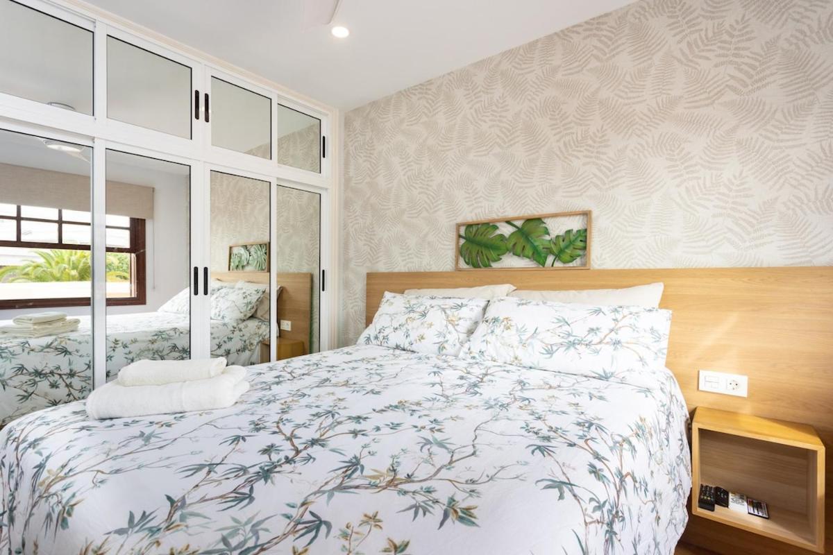 Green Oasis With Pool Access In Amarilla Golf Сан Мигел де Абона Екстериор снимка